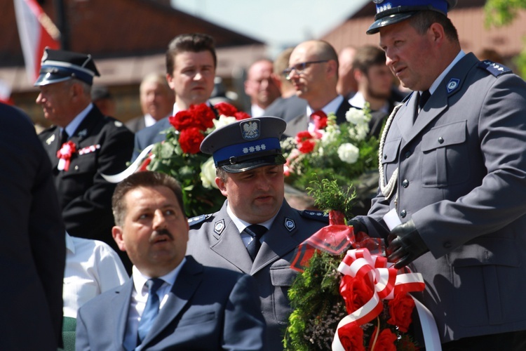 Pomnik Paderewskiego w Ciężkowicach