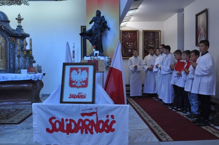 100 dębów w Brzesku-Słotwinie