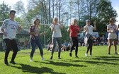 Tańce i odpoczynek na boisku w Wysokiej - 2018