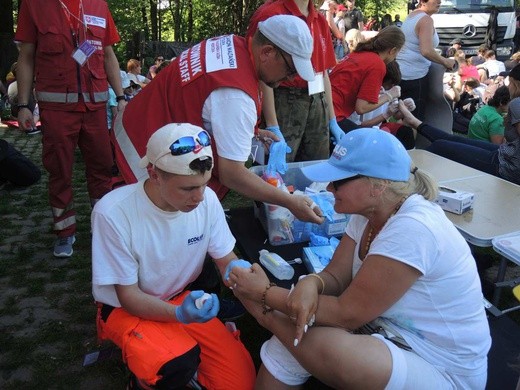 Tańce i odpoczynek na boisku w Wysokiej - 2018