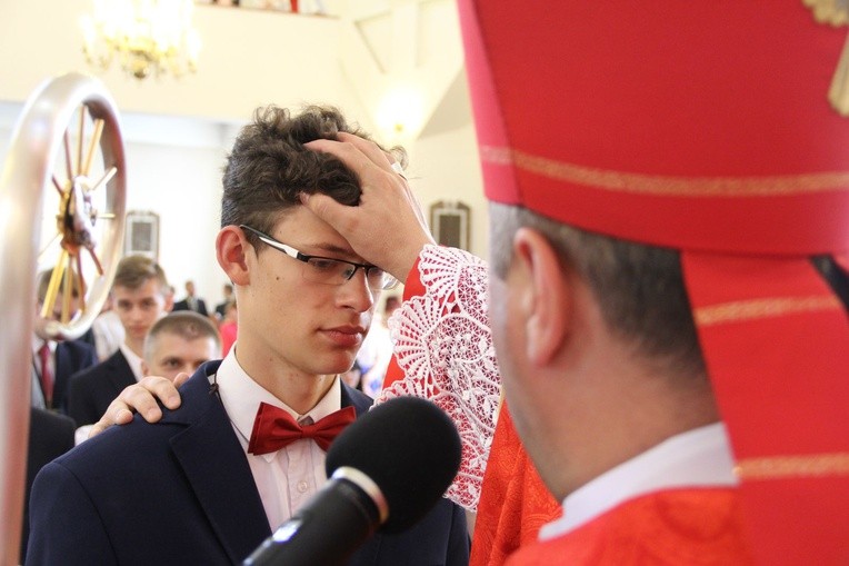 Bierzmowanie w Chomranicach