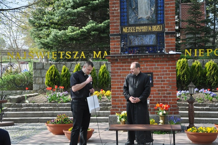 Majówkowa pielgrzymka wrocławskich kleryków