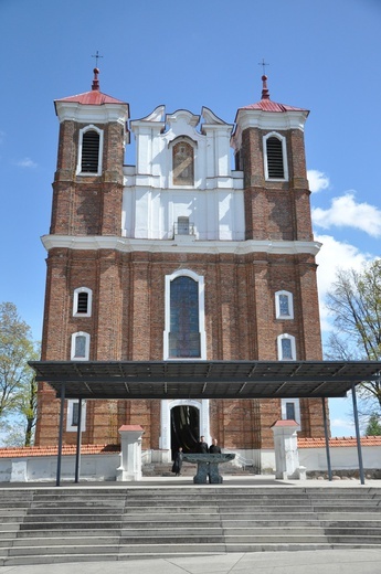 Majówkowa pielgrzymka wrocławskich kleryków