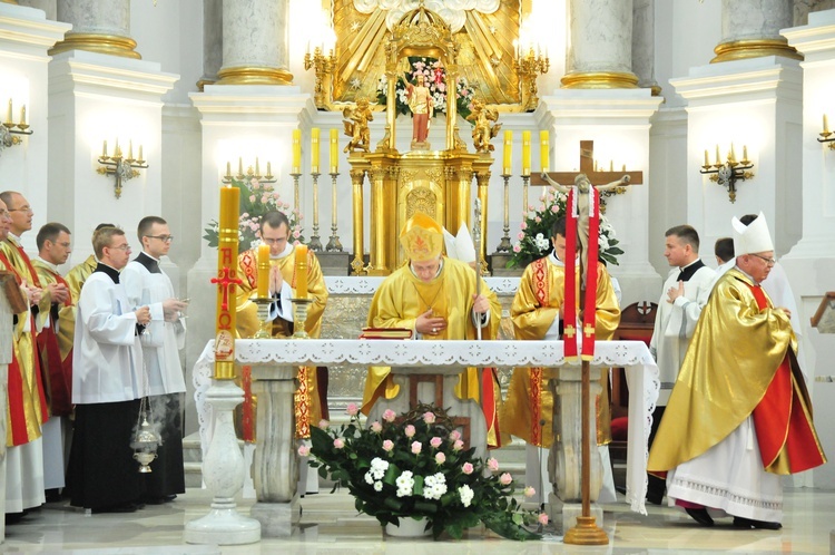 Święcenia diakonatu w bazylice Narodzenia NMP w Chełmie