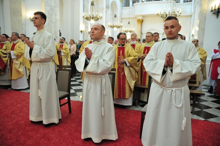 Święcenia diakonatu w bazylice Narodzenia NMP w Chełmie