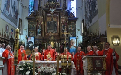 Msza św. w szczepanowskim sanktuarium