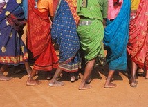 Indyjjskie kobiety w tańcu