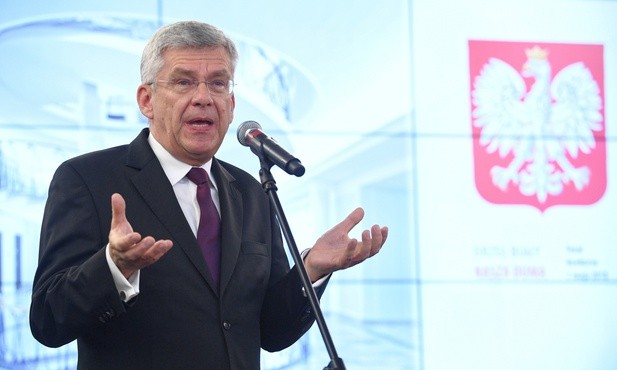 Karczewski: Będą działania dyplomatyczne i prawne, by Pomnik Katyński pozostał, tam gdzie jest