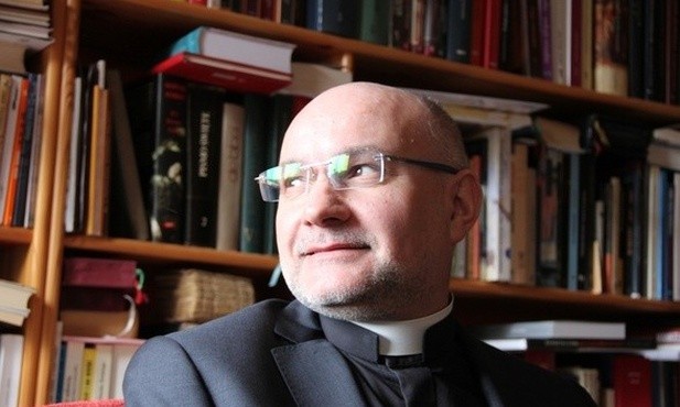 Ks. Draguła komentuje bez pośpiechu
