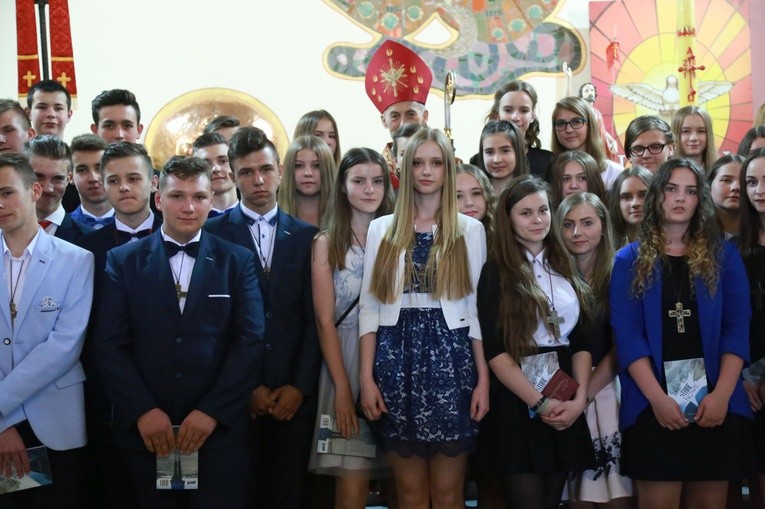 Bierzmowanie w Trzcianie k. Mielca