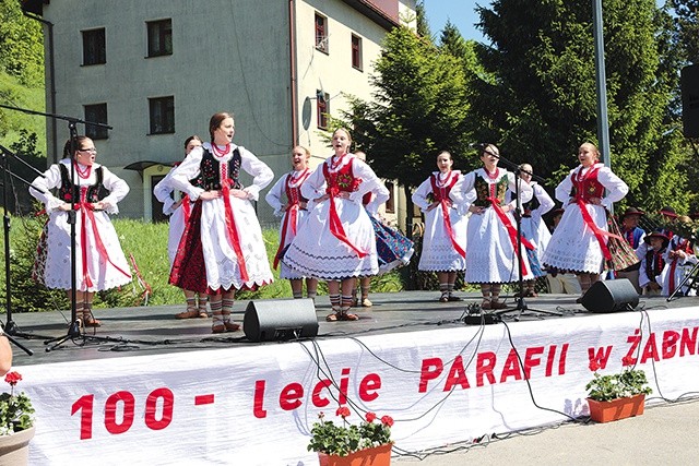 „Mały Haśnik” zaśpiewał w świątyni i na scenie.