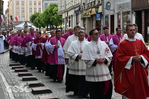 Odpust diecezjalny i 10. rocznica święceń bp. Adama Bałabucha