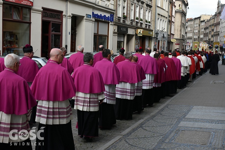 Odpust diecezjalny i 10. rocznica święceń bp. Adama Bałabucha