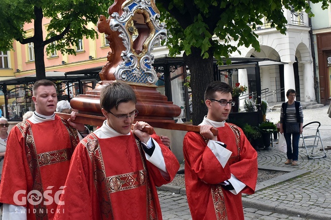 Odpust diecezjalny i 10. rocznica święceń bp. Adama Bałabucha