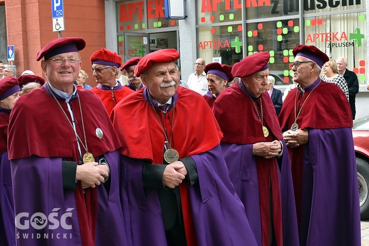 Odpust diecezjalny i 10. rocznica święceń bp. Adama Bałabucha