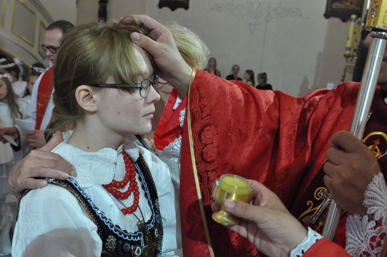 Bierzmowanie w Podegrodziu