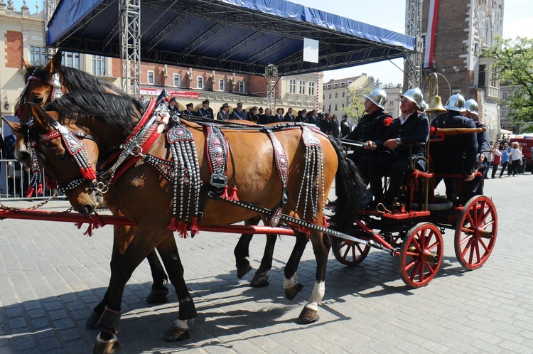 Małopolski Dzień Strażaka na Rynku Głównym 