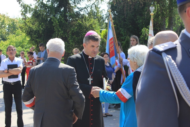 Odsłonięcie pomnika ponarskiego