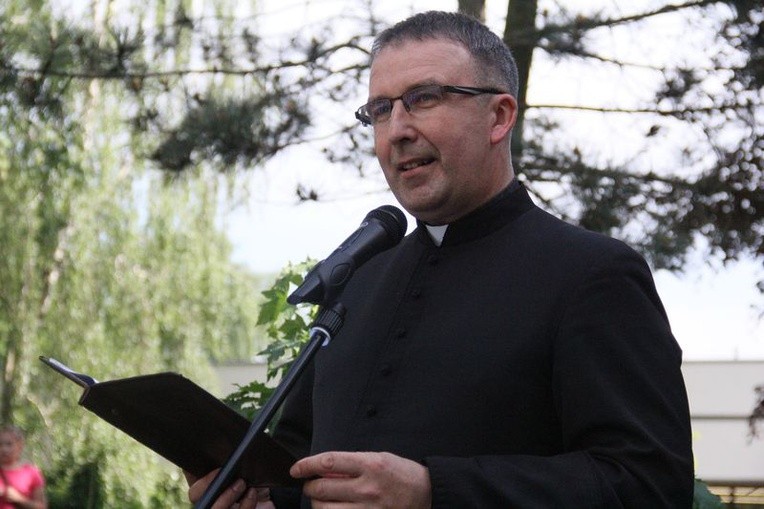 Skwer im. ks. Stanisława Roga