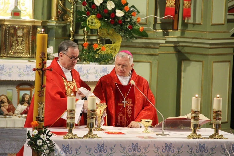 Bierzmowanie w Mikluszowicach