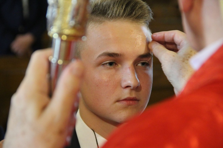 Bierzmowanie w Mikluszowicach