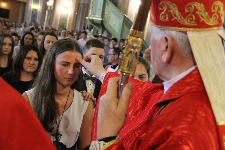 Bierzmowanie w Mikluszowicach