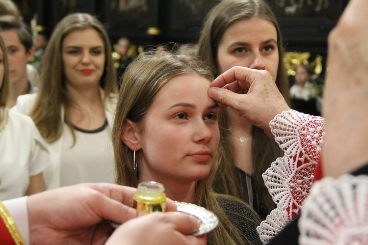 Bierzmowanie w bocheńskiej bazylice