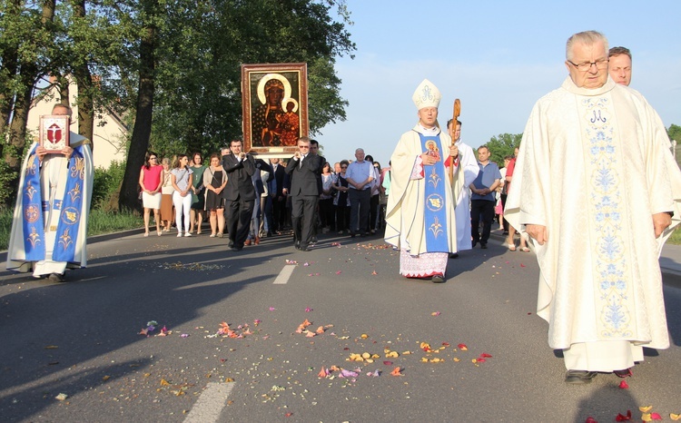 Maryja w gościnie w Miedzeszynie