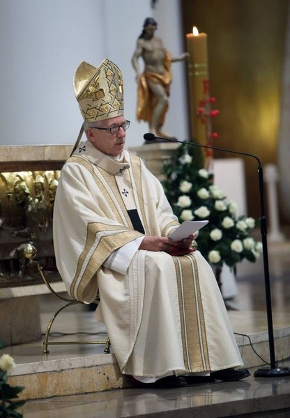 Święcenia kapłańskie w katowickiej katedrze cz.1