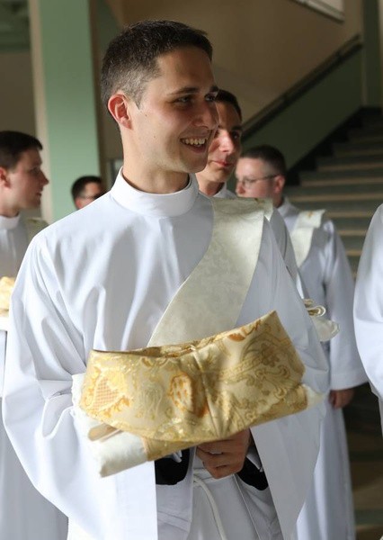 Święcenia kapłańskie w katowickiej katedrze cz.1