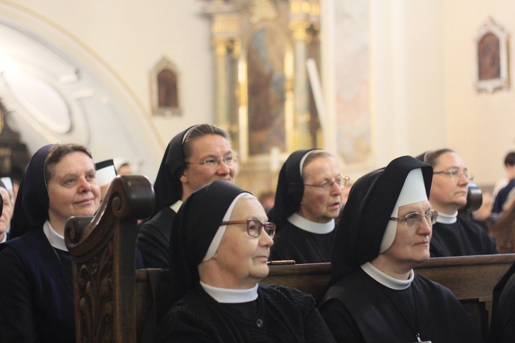 Pielgrzymka sióstr, braci i ojców zakonnych