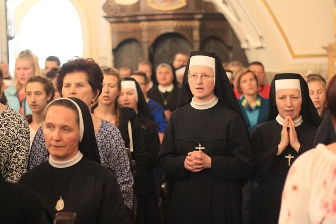 Pielgrzymka sióstr, braci i ojców zakonnych