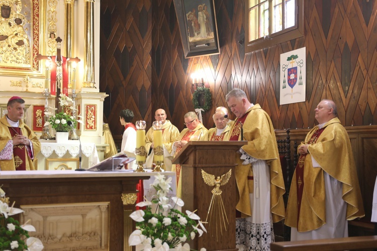 Poświęcenie kościoła i ołtarza w Żabnicy