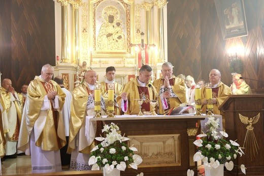 Poświęcenie kościoła i ołtarza w Żabnicy