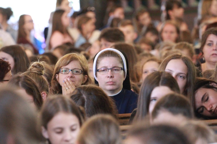 Pielgrzymka DSM do Chorzelowa