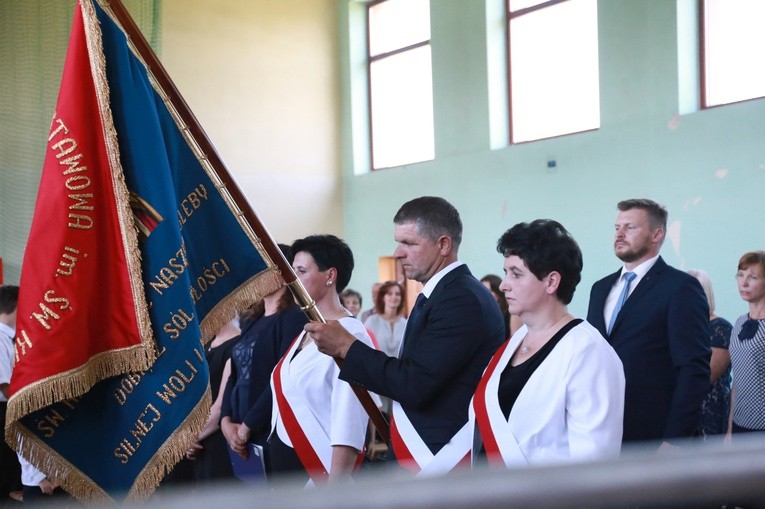 Sztandar św. Kingi w Książnicach