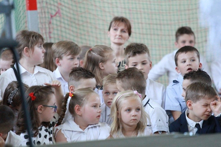 Sztandar św. Kingi w Książnicach