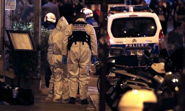 Francja: Nożownik w Paryżu ma obywatelstwo francuskie