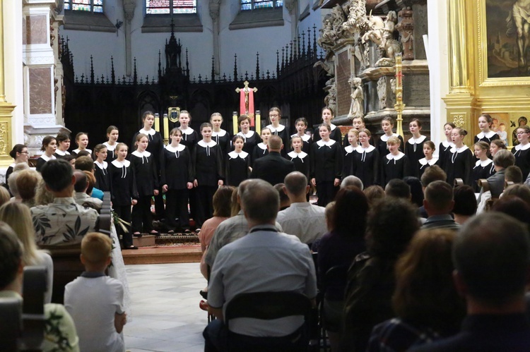 Puellae Orantees ze Schola Cantorum