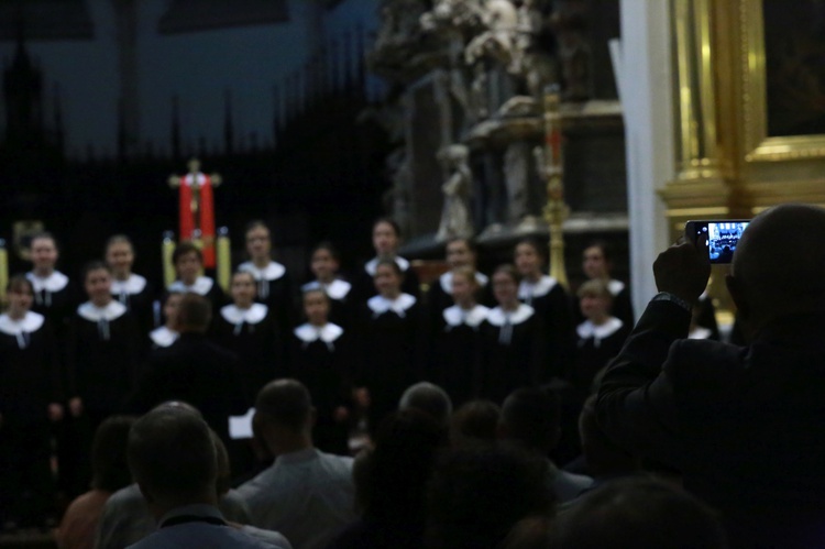 Puellae Orantees ze Schola Cantorum