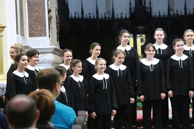 Puellae Orantees ze Schola Cantorum