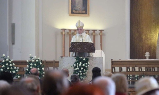 Eucharystia poprzedzająca debatę o niepodległości