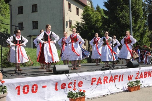 Festyn na 100-lecie parafii w Żabnicy