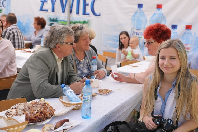 Festyn na 100-lecie parafii w Żabnicy