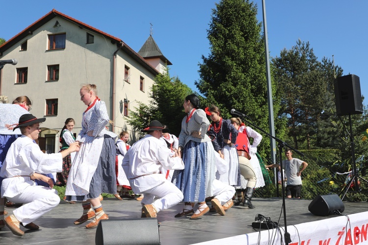 Festyn na 100-lecie parafii w Żabnicy