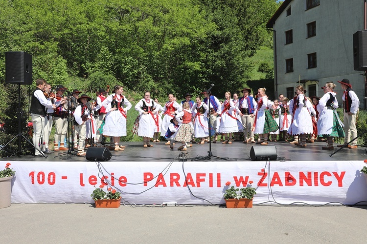 Festyn na 100-lecie parafii w Żabnicy