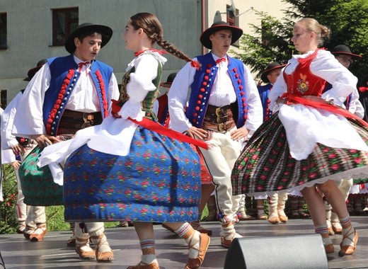 Festyn na 100-lecie parafii w Żabnicy