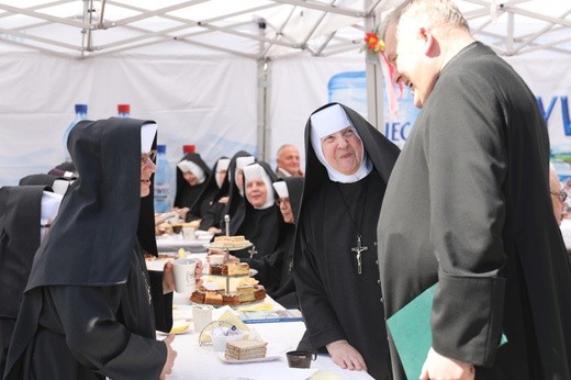 Festyn na 100-lecie parafii w Żabnicy
