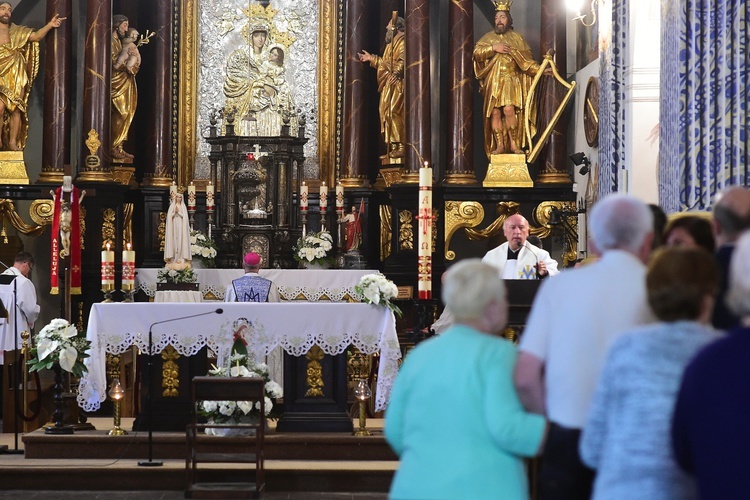 Nabożeństwo Fatimskie w Świętej Lipce