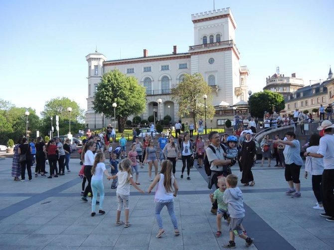 "Cała Polska tańczy dla JP2" - Bielsko-Biała 2018